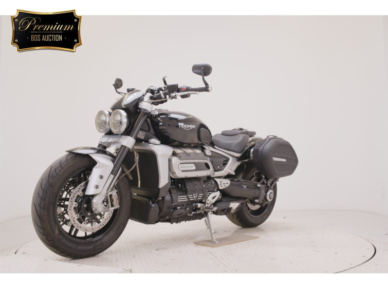 Мотоцикл Triumph ROCKET III R з пробігом 10225 km