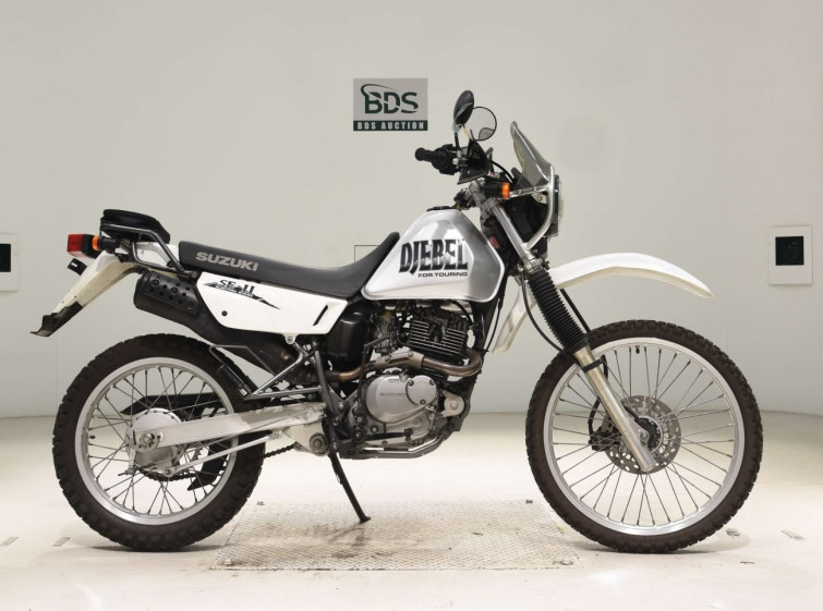 Мотоцикл Suzuki DJEBEL200 з пробігом 18710 km