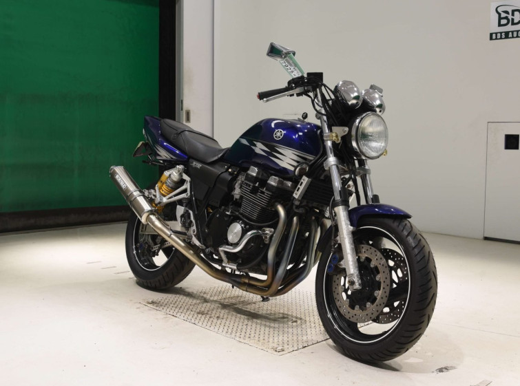 Мотоцикл Yamaha XJR400 с пробегом 33540 km