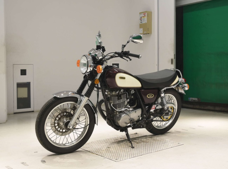 Мотоцикл Yamaha SR400 с пробегом 54722 km