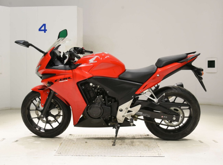 Мотоцикл Honda CBR400R з пробігом 6500 km