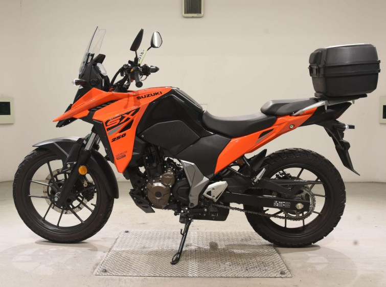 Мотоцикл Suzuki v- strom 250sx з пробігом 11241 km
