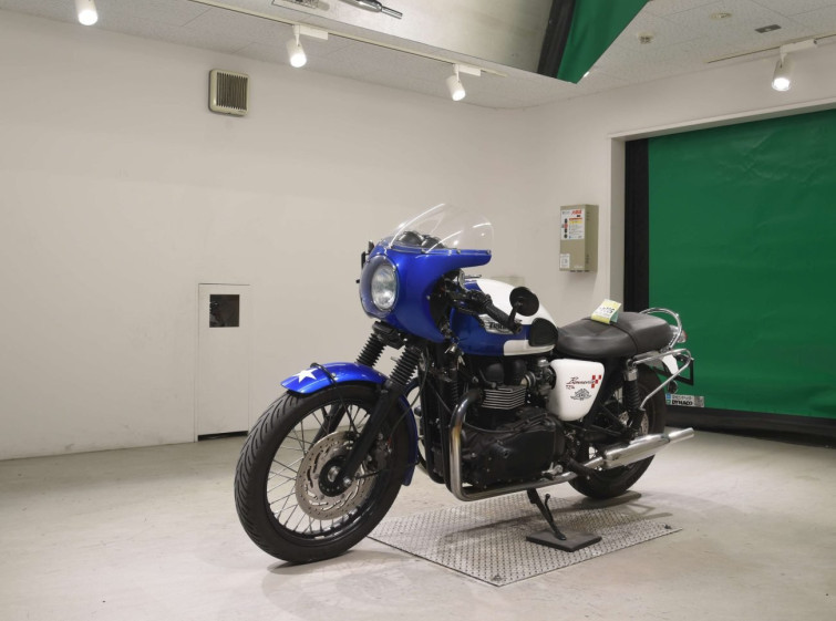 Мотоцикл Triumph BONNEVILLE T214 з пробігом 10196 km