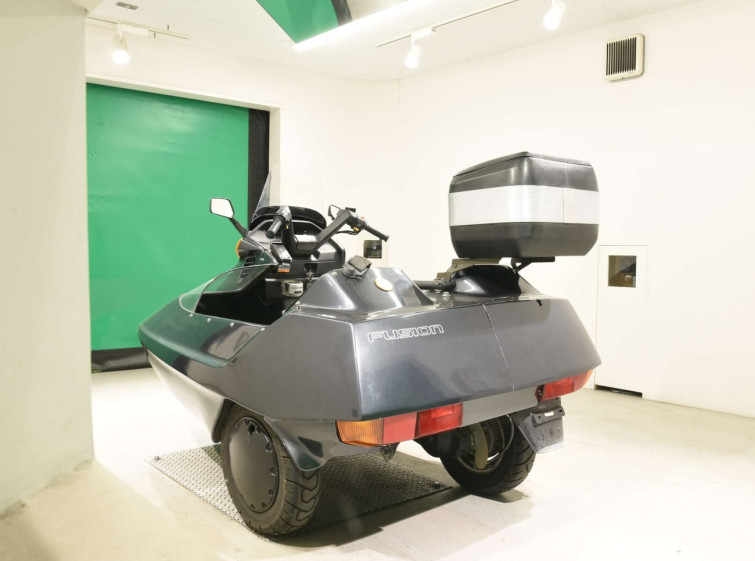 Мотоцикл Honda FUSION SIDECAR с пробегом 7350 km