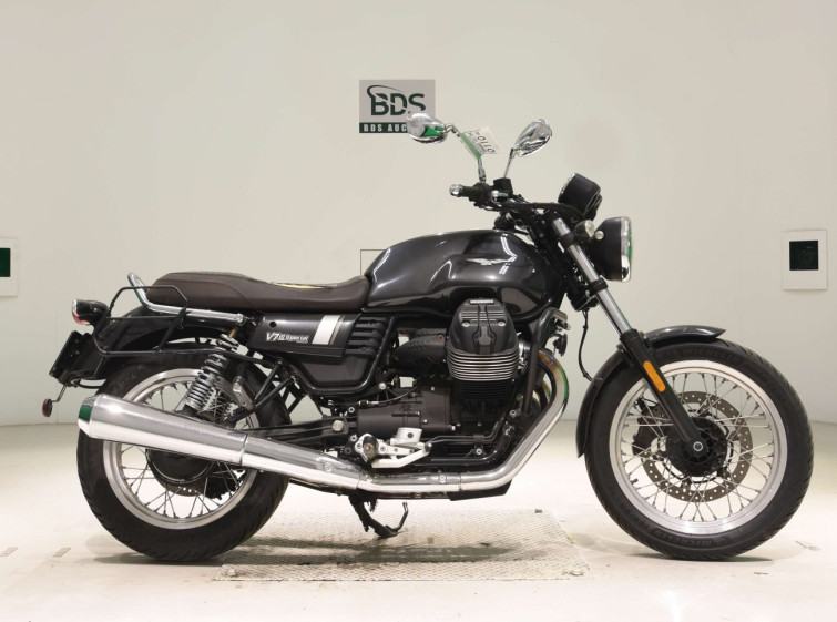 Мотоцикл Moto Guzzi V7 3 SPECIAL з пробігом 37416 km