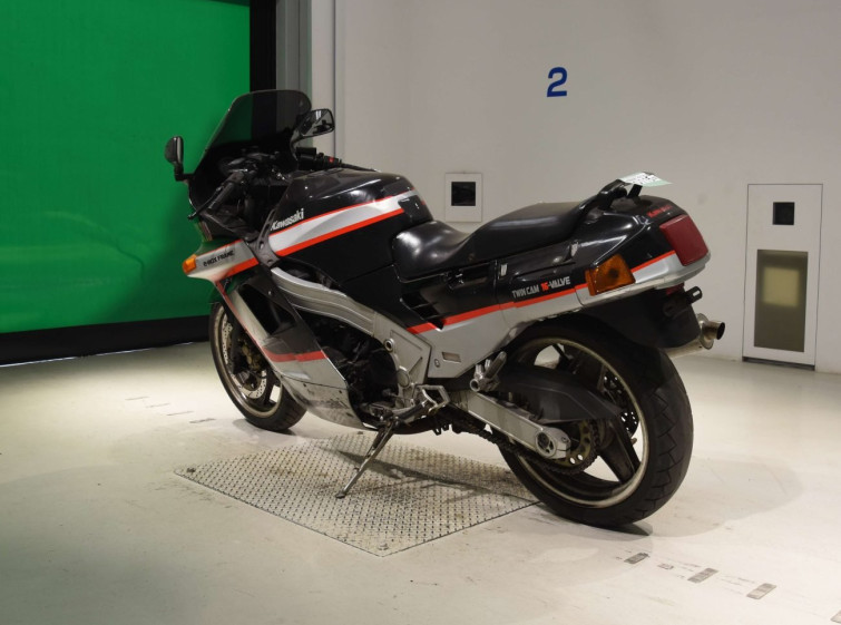 Мотоцикл Kawasaki ZX-10 с пробегом 43013 km