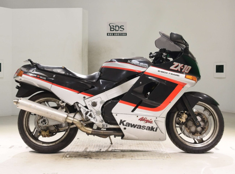 Мотоцикл Kawasaki ZX-10 с пробегом 43013 km