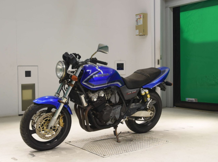 Мотоцикл Honda CB400SFV з пробігом 777 km