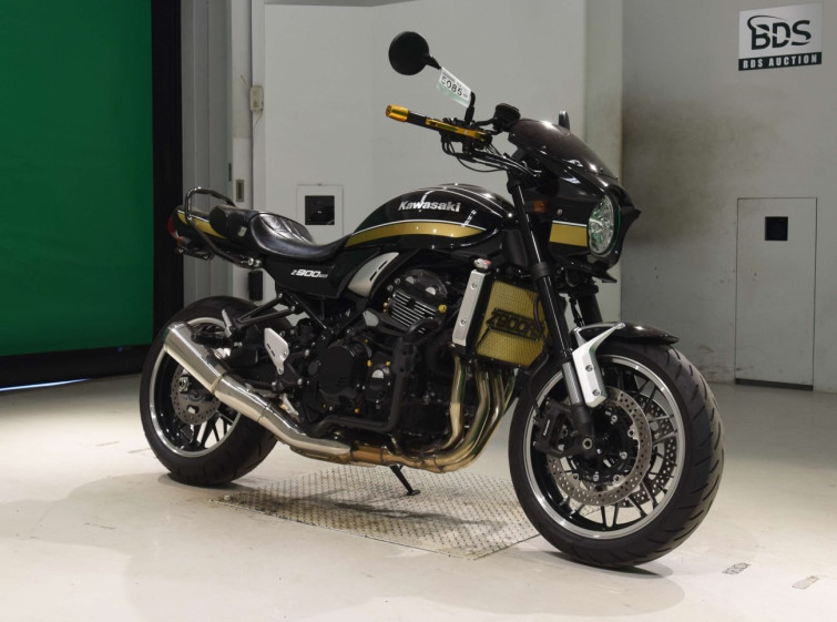 Мотоцикл Kawasaki Z900RS с пробегом 1356 km