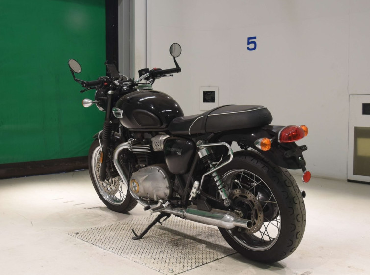 Мотоцикл Triumph BONNEVILLE T100 с пробегом 33113 km