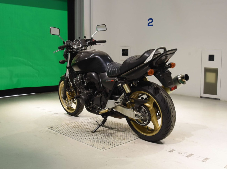 Мотоцикл Honda CB400SFVA с пробегом 43044 km