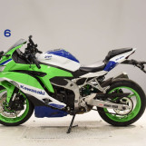 Мотоцикл Kawasaki ZX-4RR з пробігом 9570 km