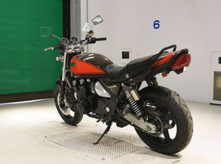 Мотоцикл Kawasaki ZEPHYR400 з пробігом 17110 km
