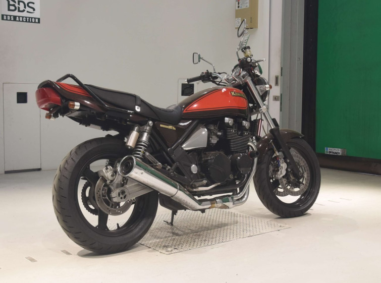 Мотоцикл Kawasaki ZEPHYR400 з пробігом 17110 km