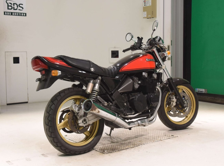 Мотоцикл Kawasaki ZEPHYR400 з пробігом 38729 km