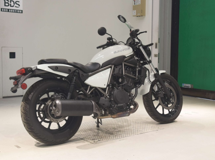 Мотоцикл Kawasaki ELIMINATOR400-3 з пробігом 2458 km
