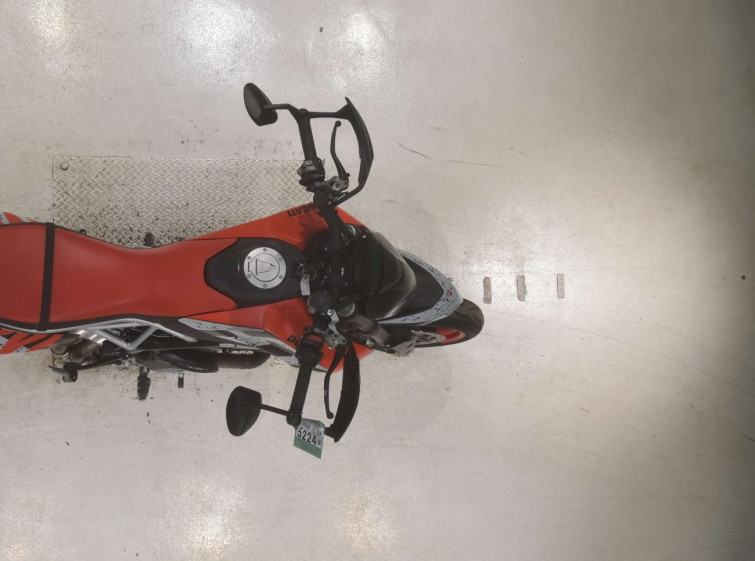Мотоцикл Ducati HYPERMOTARD 950 з пробігом 4185 km