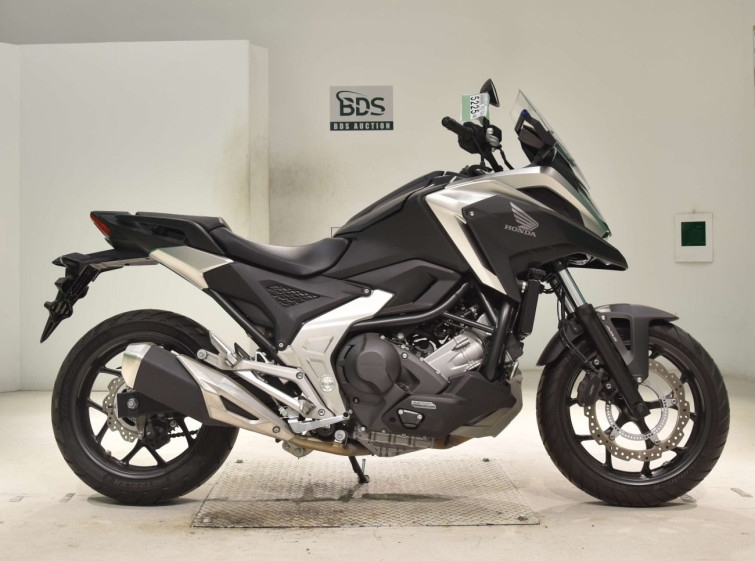 Мотоцикл Honda NC750XD з пробігом 4087 km