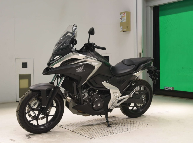 Мотоцикл Honda NC750XD з пробігом 4087 km