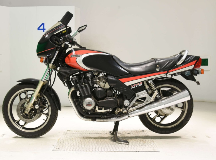 Мотоцикл Yamaha XJ750E з пробігом 22380 km