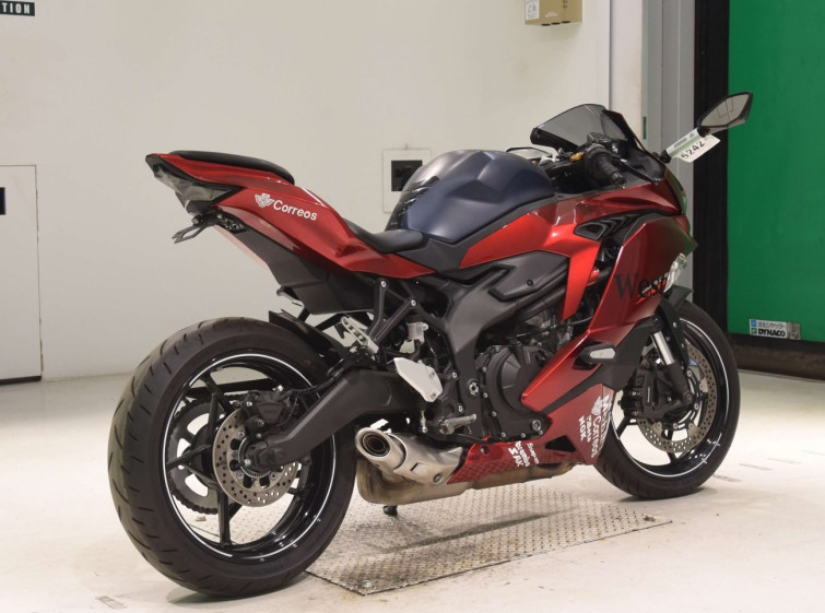 Мотоцикл Kawasaki NINJA ZX-25R KRT с пробегом 858 km
