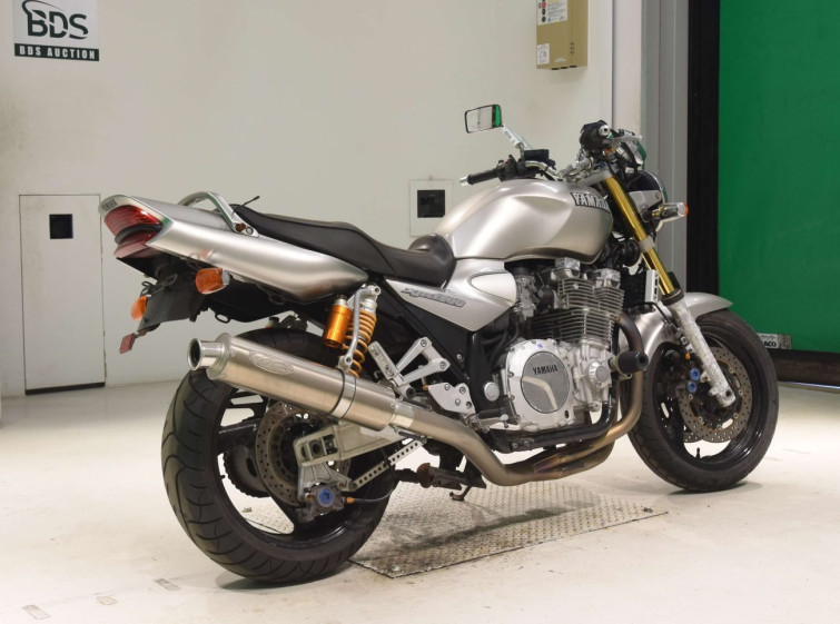 Мотоцикл Yamaha XJR1300 з пробігом 22259 km