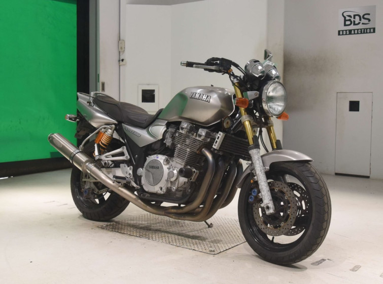Мотоцикл Yamaha XJR1300 з пробігом 22259 km