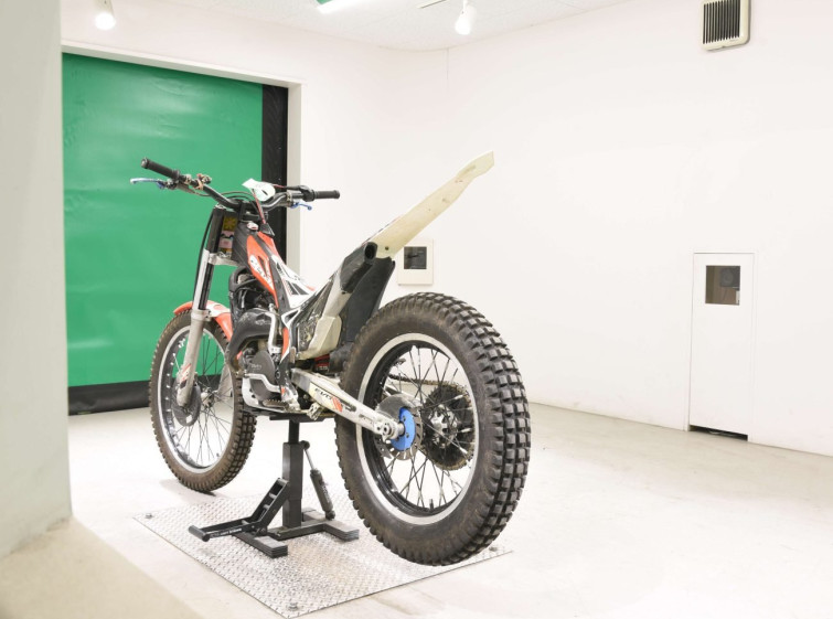 Мотоцикл Beta EVO 2T250