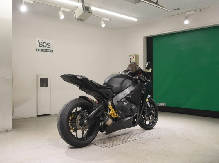 Мотоцикл Honda CBR1000RR з пробігом 21657 km