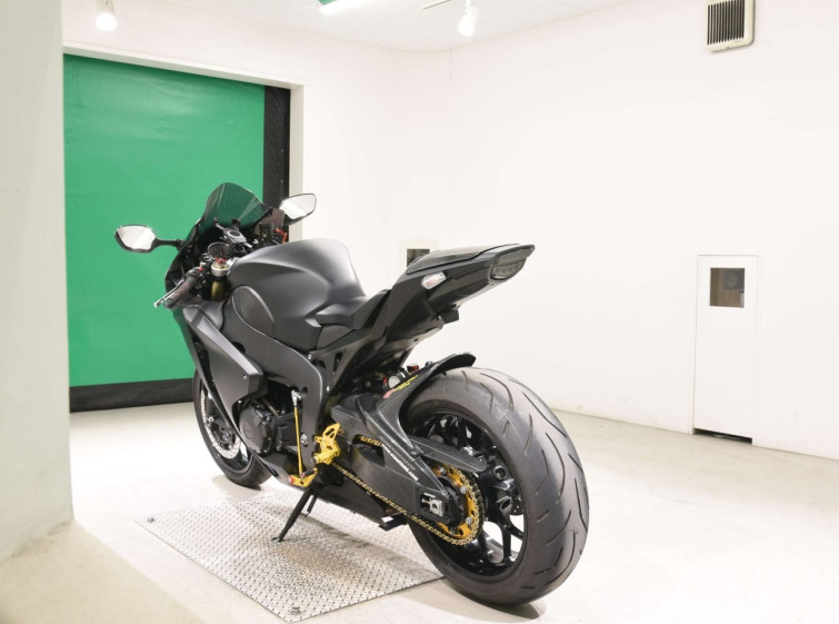 Мотоцикл Honda CBR1000RR з пробігом 21657 km
