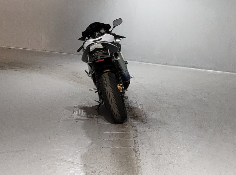 Мотоцикл Kawasaki NINJA ZX-10R з пробігом 54429 km