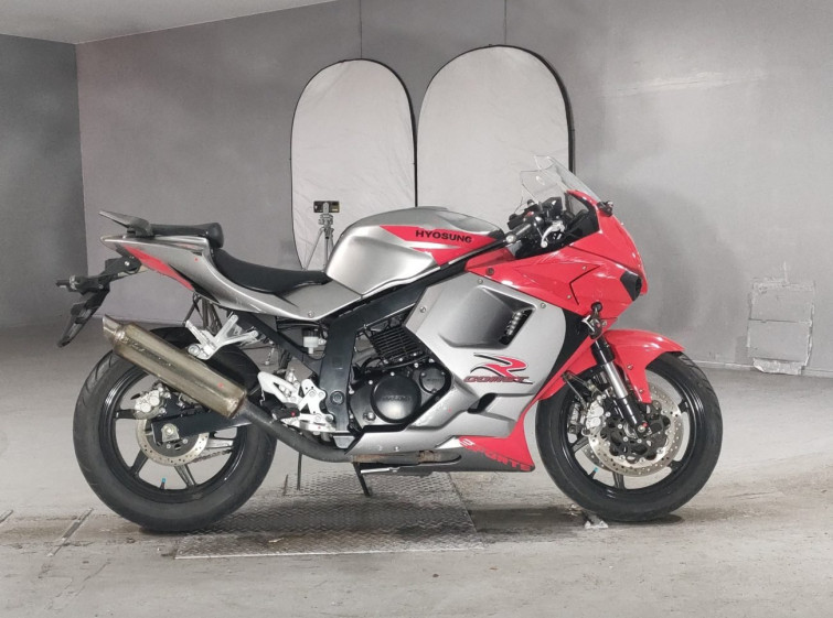 Мотоцикл Hyosung GT250R з пробігом 7262 km