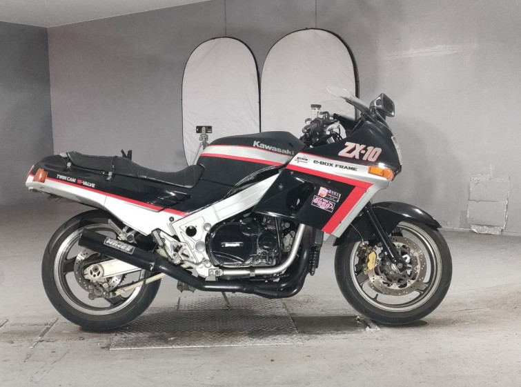 Мотоцикл Kawasaki ZX-10 с пробегом 46497 km