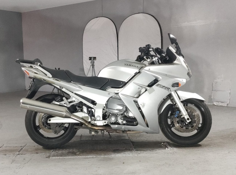 Мотоцикл Yamaha FJR1300 з пробігом 70911 km