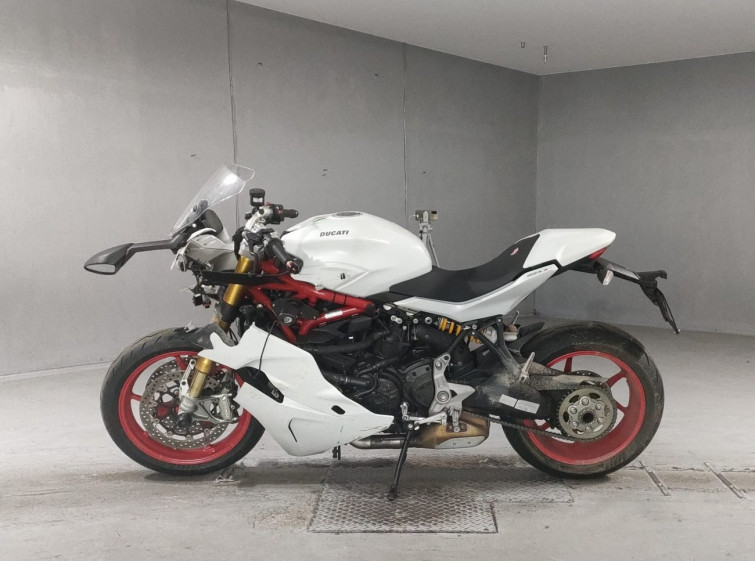 Мотоцикл Ducati SUPERSPORT 950S з пробігом 9036 km