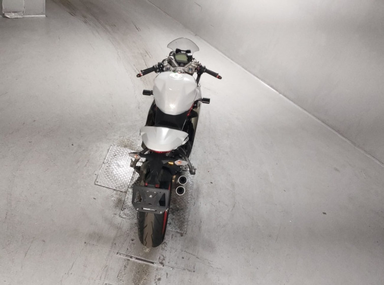 Мотоцикл Ducati SUPERSPORT 950S з пробігом 9036 km