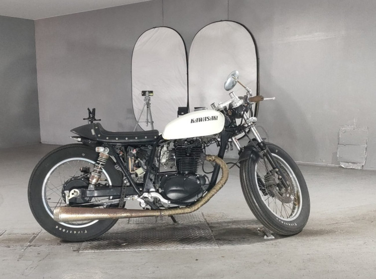 Мотоцикл Kawasaki 250TR з пробігом 1121 km