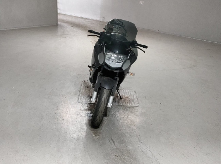 Мотоцикл BMW F800ST