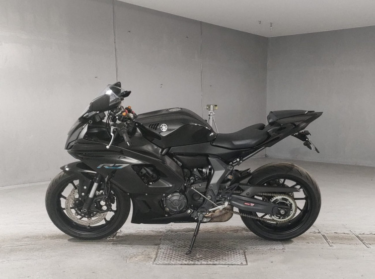 Мотоцикл Yamaha YZF-R7 с пробегом 2210 km