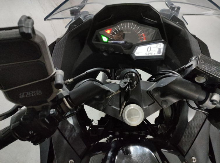 Мотоцикл Kawasaki NINJA250 з пробігом 13346 km