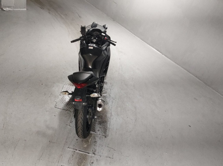 Мотоцикл Kawasaki NINJA250 з пробігом 13346 km