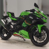 Мотоцикл Kawasaki ZX-4R SE з пробігом 195 km