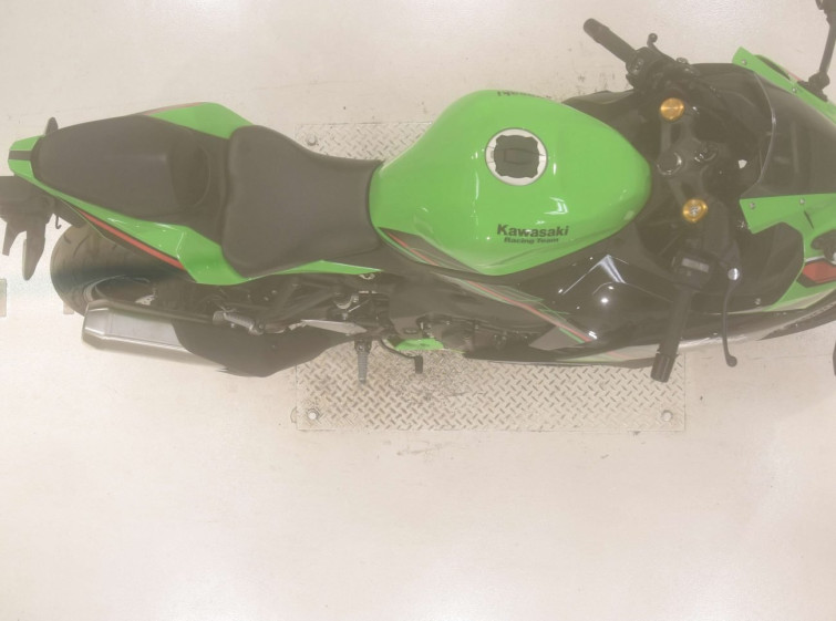 Мотоцикл Kawasaki ZX-4R SE з пробігом 195 km