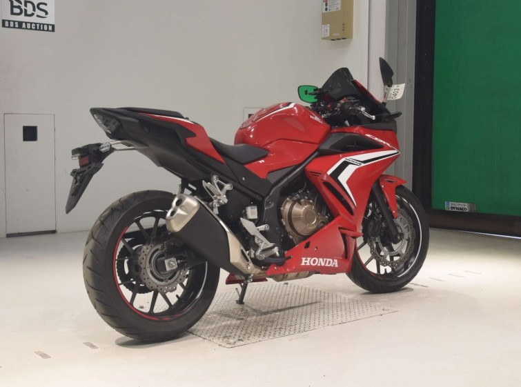 Мотоцикл Honda CBR400R с пробегом 9068 km