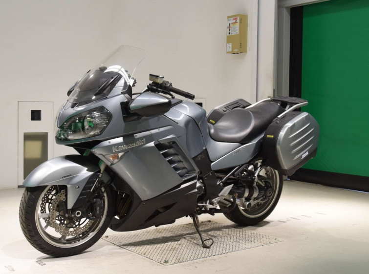 Мотоцикл Kawasaki GTR1400 CONCOURS с пробегом 35721 km