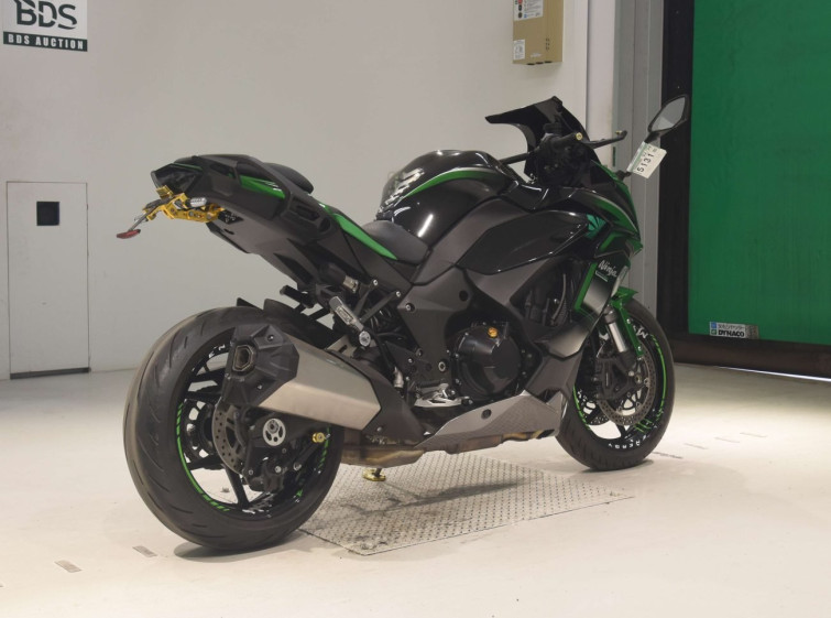 Мотоцикл Kawasaki ninja 1000 sx с пробегом 4980 km