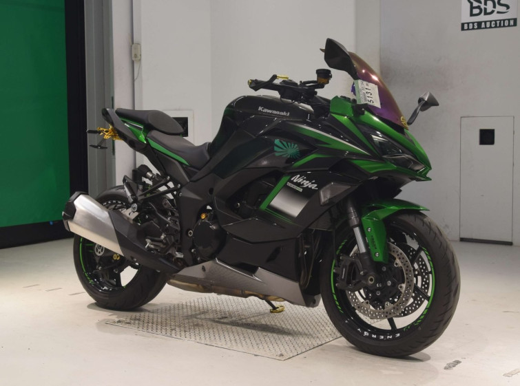 Мотоцикл Kawasaki ninja 1000 sx с пробегом 4980 km