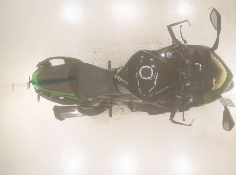 Мотоцикл Kawasaki ninja 1000 sx с пробегом 4980 km