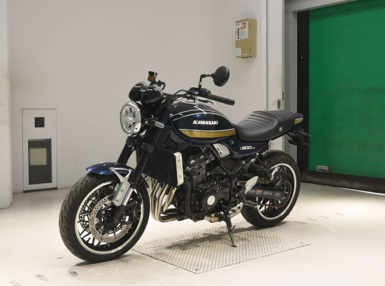 Мотоцикл Kawasaki Z900RS с пробегом 636 km