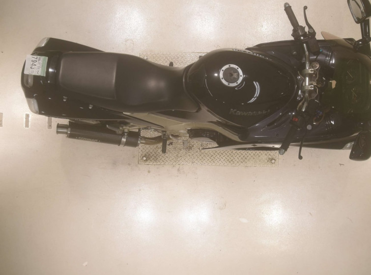 Мотоцикл Kawasaki ZZ-R1100 с пробегом 25010 km